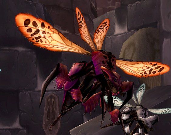 A Hive'Zara Stinger, one of the wasps that guard the approach to Ayamiss