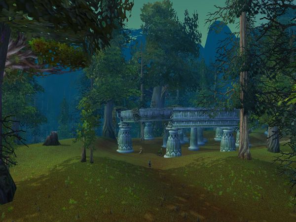 Night elf ruins beneath Stonetalon Peak