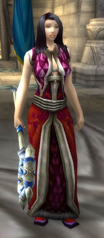 Lady Katrana Prestor, the royal advisor who is really Onyxia